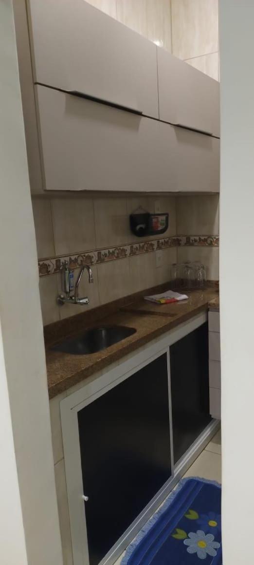 Ferienwohnung -Apartamento Alemao Em Copacabana , 100 Metros Da Praia Com Wi-Fi! 里约热内卢 外观 照片